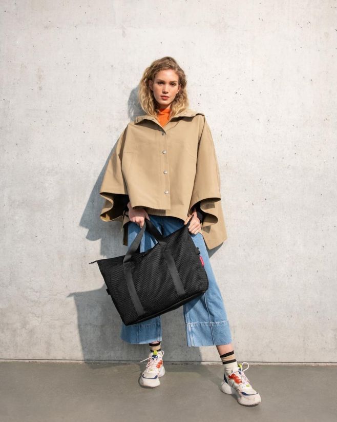 🖤 Sleva na kolekci tašek Mesh black od Reisenthel! ✨ Styl, funkčnost a nadčasový design v elegantní černé — prostě...