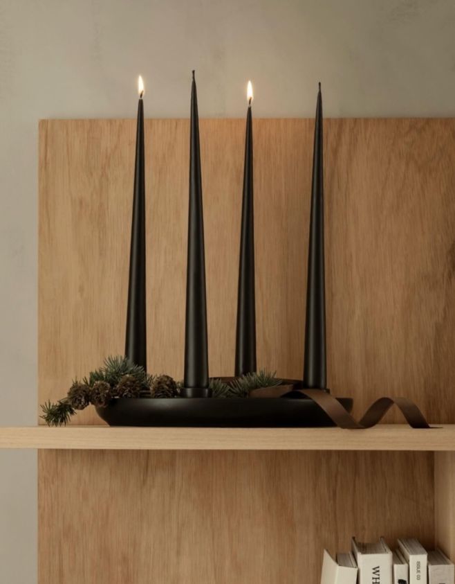 ✨ Přejeme vám krásnou 2. adventní neděli! ✨ Ať vám dnešní zapálení druhé svíčky přinese klid, teplo a kousek vánoční...